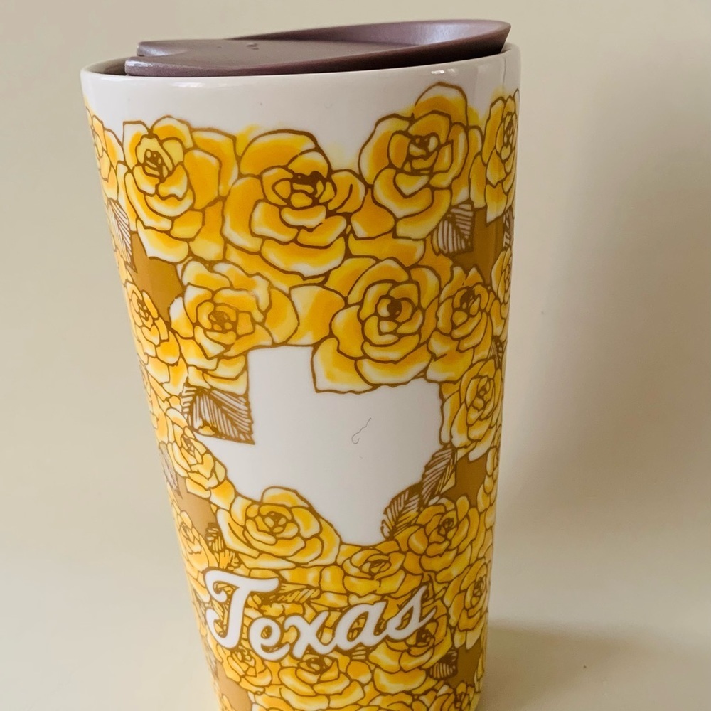 Starbucks Yellow Rose Texas Mug
Ceramic Lone Star 14oz with Lid New